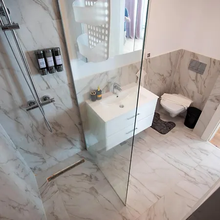 Luxe Pearl Towers * Bukarest