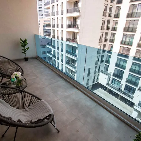 Luxe Pearl Towers