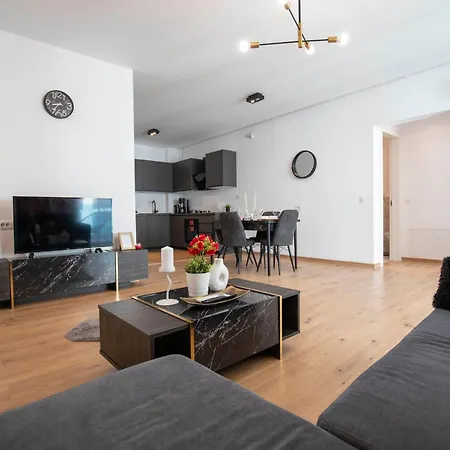 Luxe Pearl Towers *